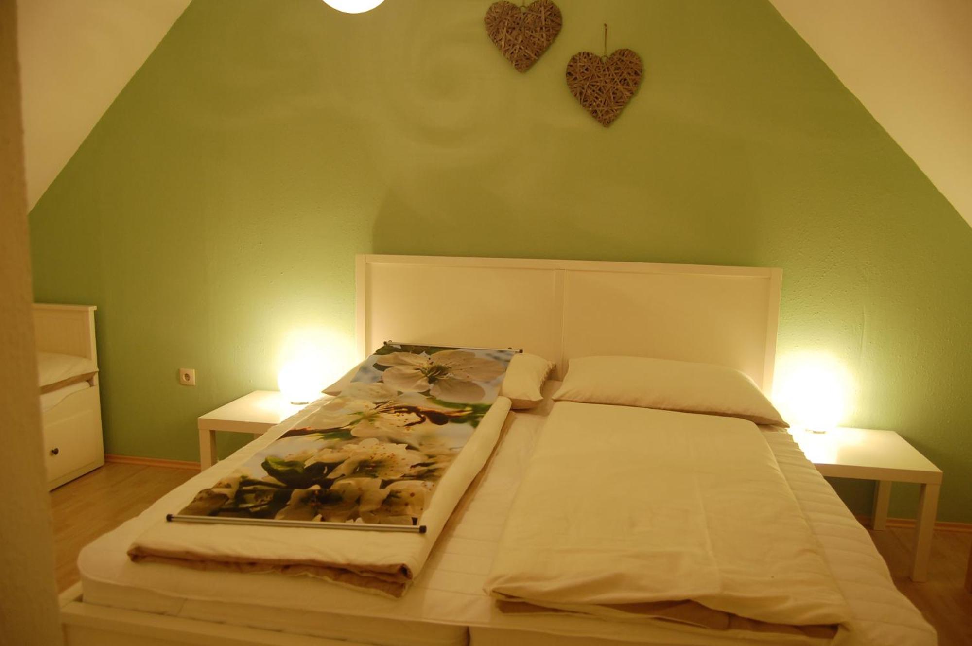 Hofgassl Zentgraf Bed & Breakfast Mörbisch am See Eksteriør bilde